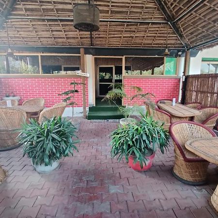 Premium Boston Rooms Family Hotel Agra (Uttar Pradesh) Exterior foto