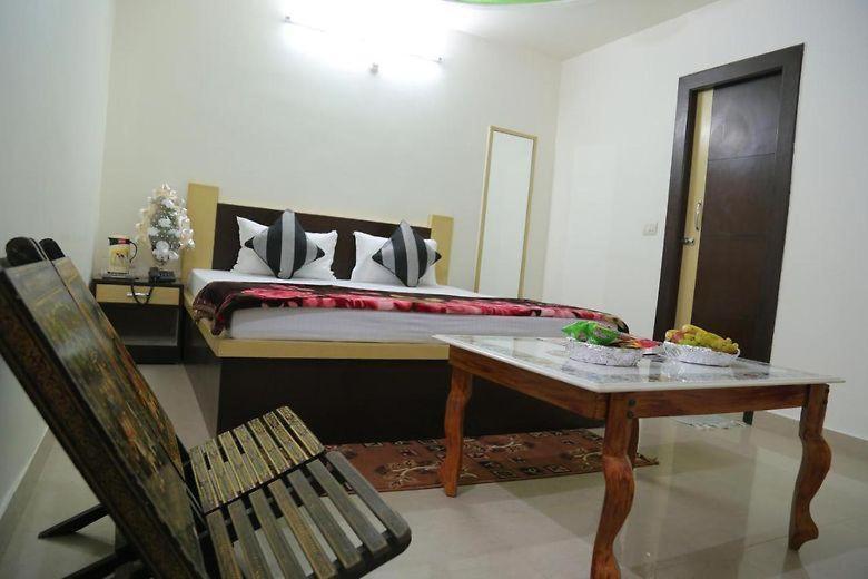 Premium Boston Rooms Family Hotel Agra (Uttar Pradesh) Exterior foto