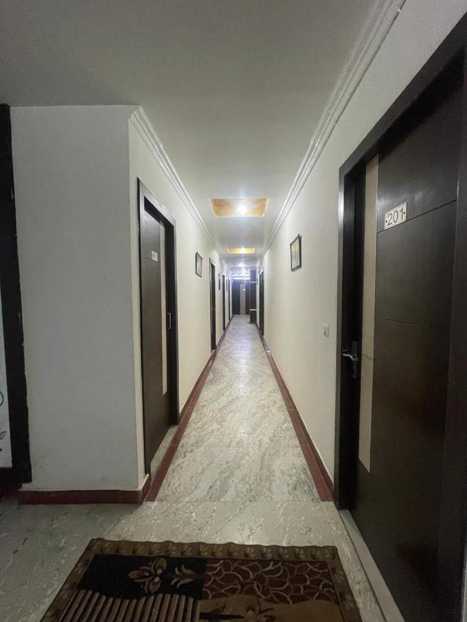 Premium Boston Rooms Family Hotel Agra (Uttar Pradesh) Exterior foto